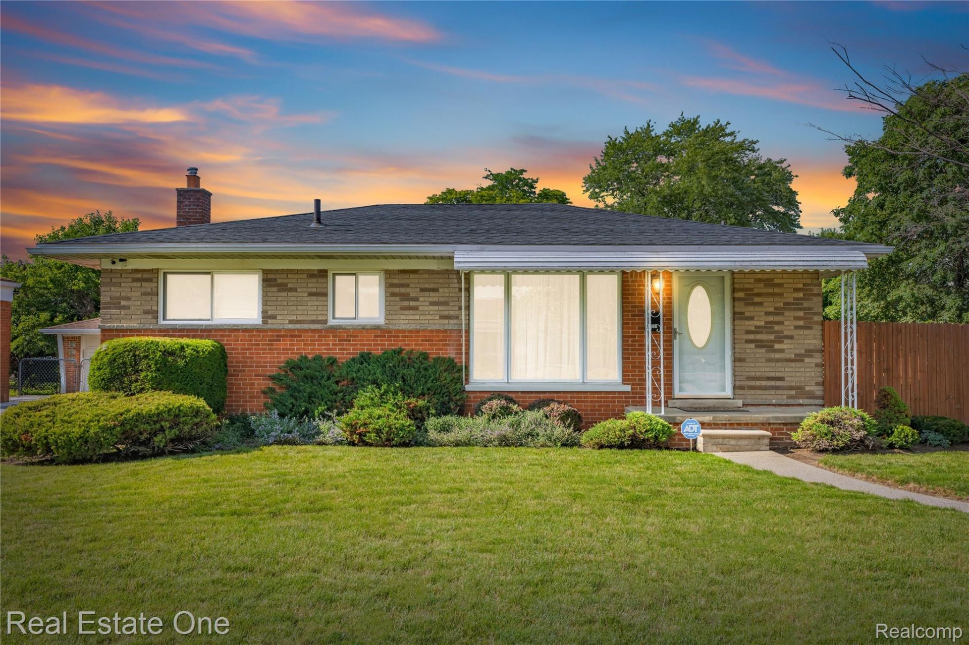 11927 Engleman Road, Warren, Mi 48089 Main Photo