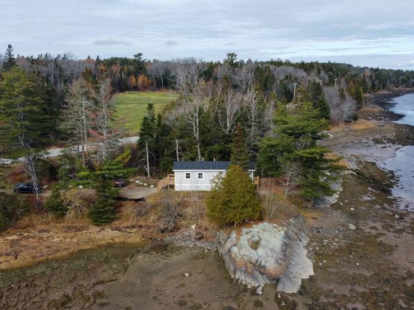 1099 US RT 1, Edmunds Twp, ME 04628