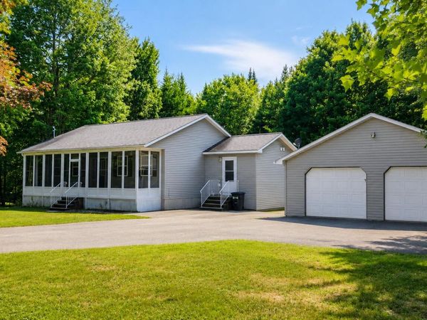 81 Ten Road, Bradley, ME 04411