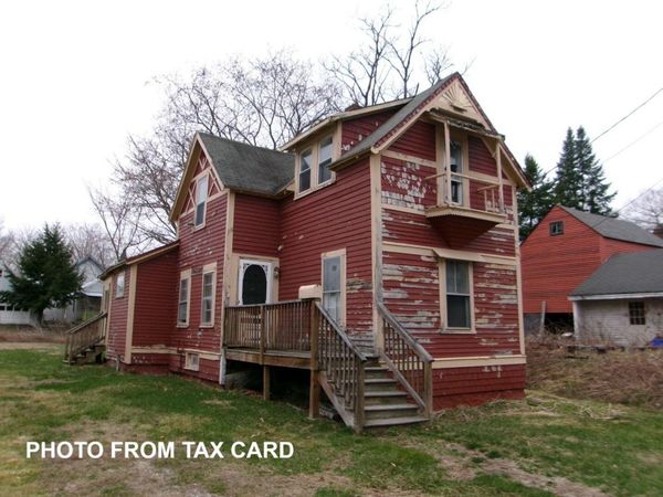 6 School Street , Bridgton, ME 04009