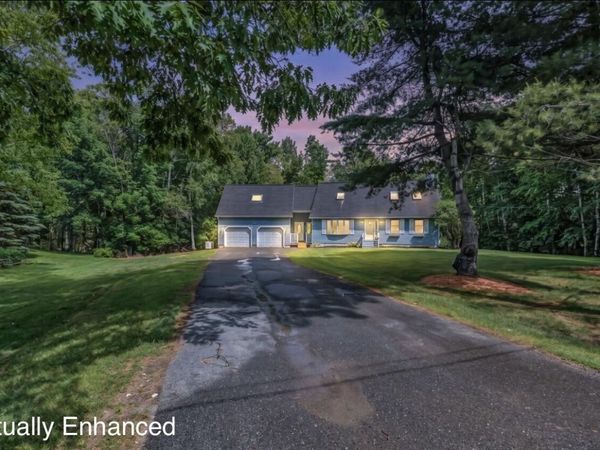 35 Beech Grove Avenue, Glenburn, ME 04401