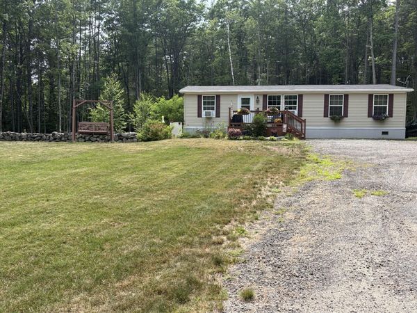 129 Denmark Road , Fryeburg, ME 04037
