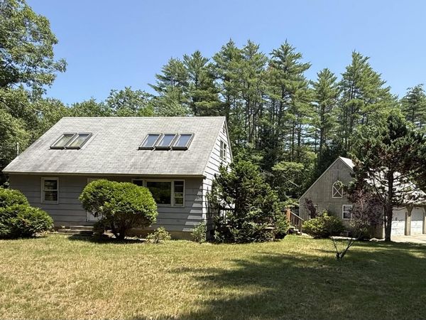 285 Manchester Road, Standish, ME 04085