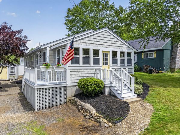 16 Highland Avenue, York, ME 03909