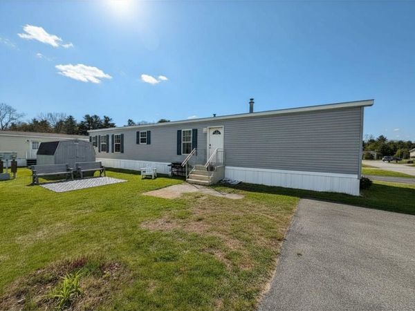 52 Oxbow Drive, Lewiston, ME 04240