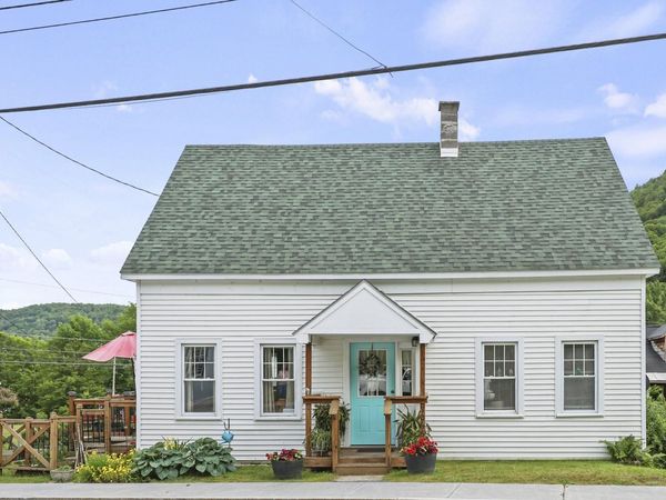 7066 Main Street, Readsboro, VT 05350