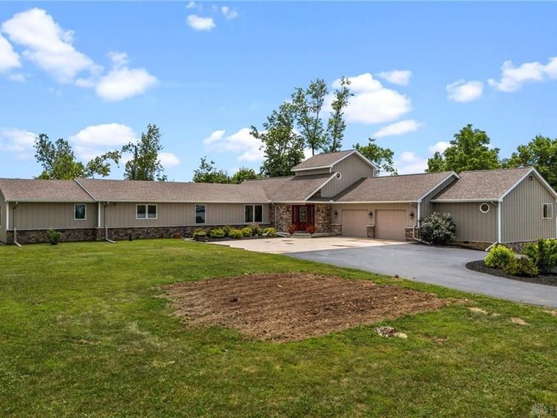 3311 Elleman Road, Ludlow Falls, OH 45339 Photo 2