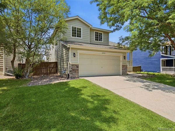 10024 Strathfield Lane , Littleton, CO 80126