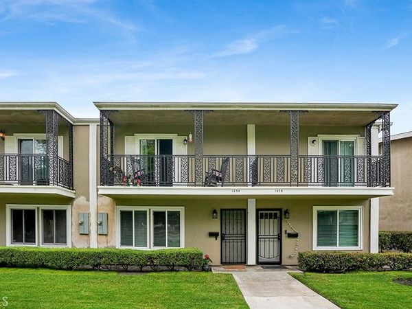 1424 Deauville Place, Costa Mesa, CA 92626