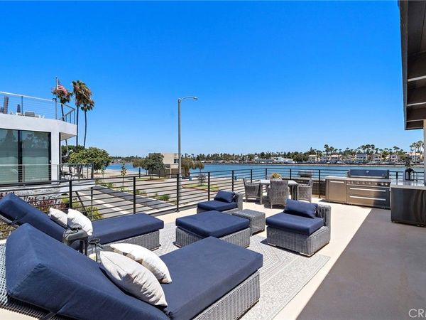 339 La Verne, Long Beach, CA 90803