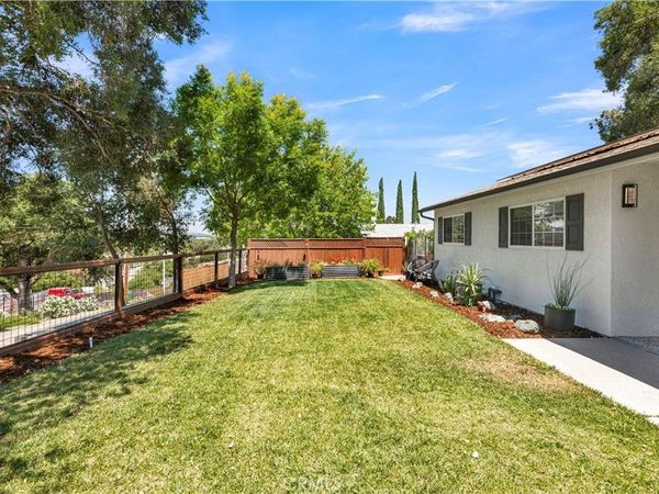 5635 Hermosilla Avenue, Atascadero, CA 93422