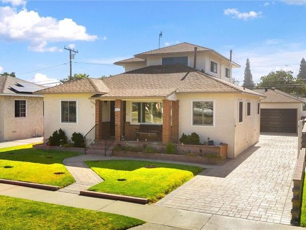 5018 Bellflower Boulevard, Lakewood, CA 90713