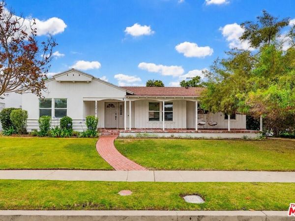 12836 Waddell Street, Valley Village, CA 91607
