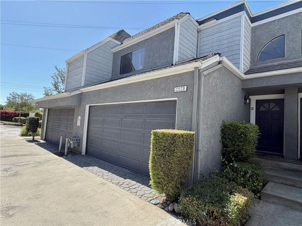 1212 S Barranca, Unit B, Glendora, CA 91740