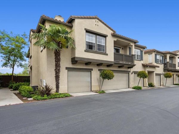 4450 Brisbane Way, Unit 6, Oceanside, CA 92058