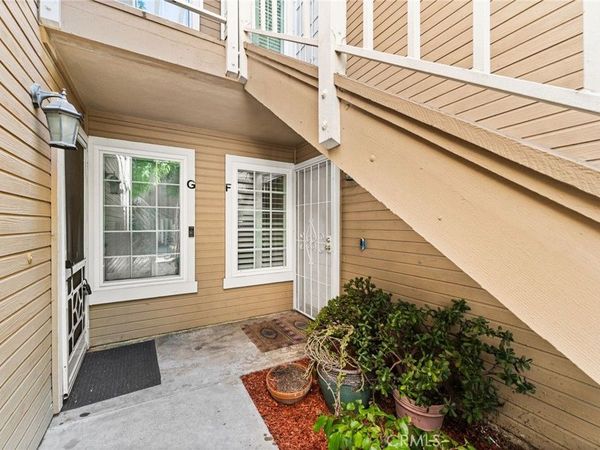 3860 Amberly Dr, Unit F, Inglewood, CA 90305