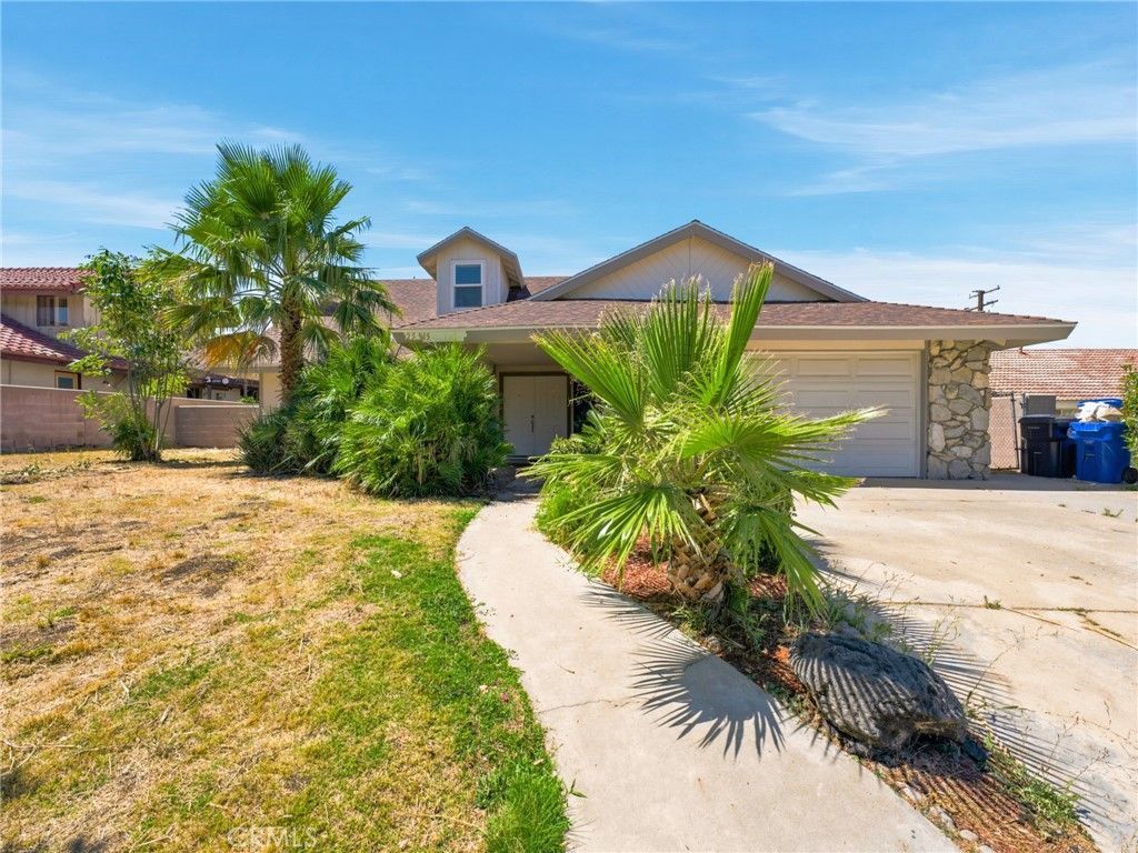 25815 Holly Vista Boulevard, San Bernardino, CA 92404 Main Photo