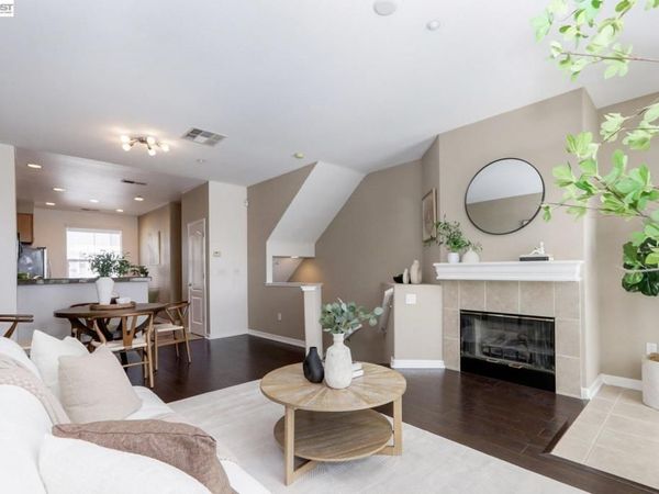 668 Grand Ter, Hayward, CA 94541
