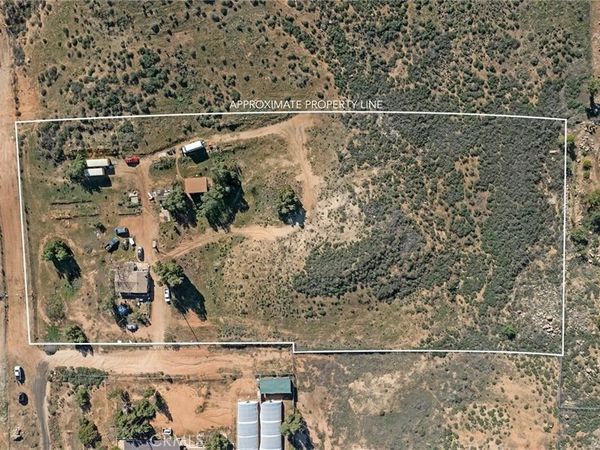 15953 Cajalco Road, Perris, CA 92570