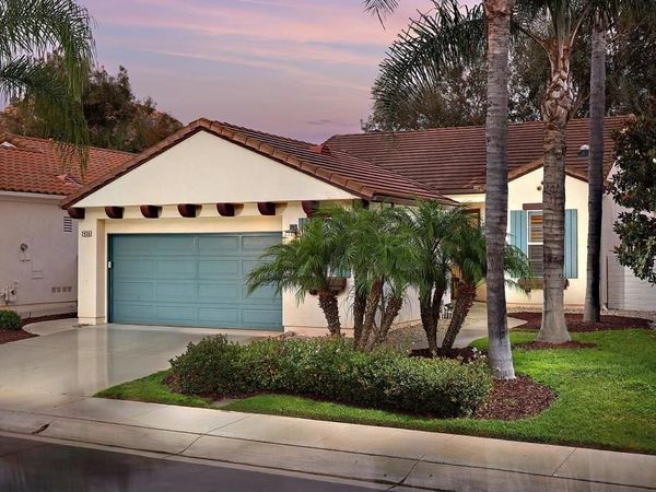 2436 Fallbrook Place, Escondido, CA 92027