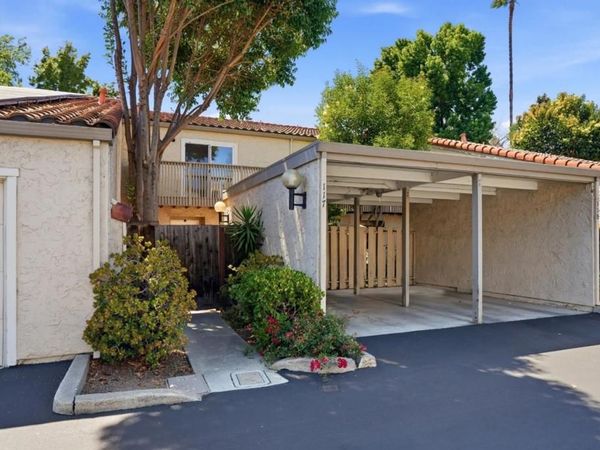 117 Mission Drive, East Palo Alto, CA 94303