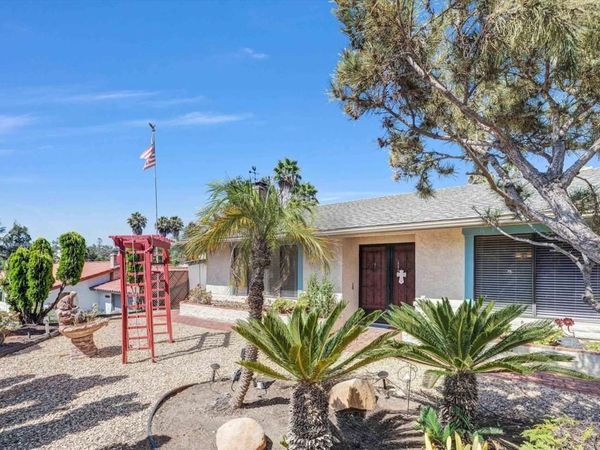 1154 Monte Vista Dr, Vista, CA 92084