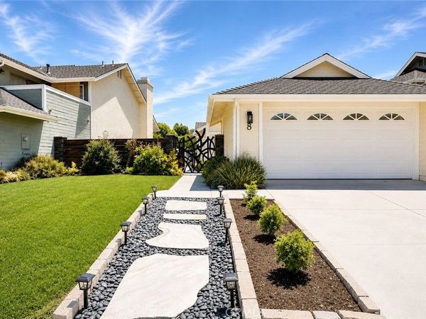 8 Laurel Creek, Laguna Hills, CA 92653
