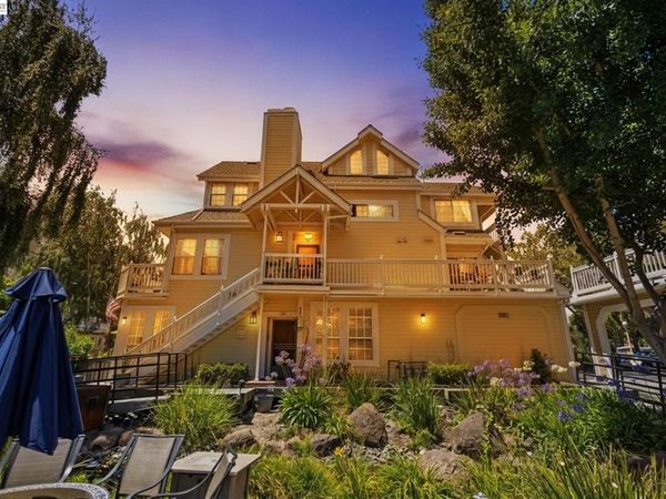 316 E 2nd St., Benicia, CA 94510