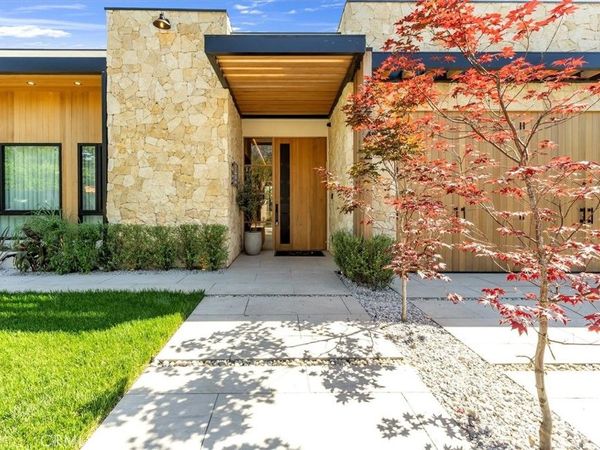 12142 Emelita Street, Valley Village, CA 91607
