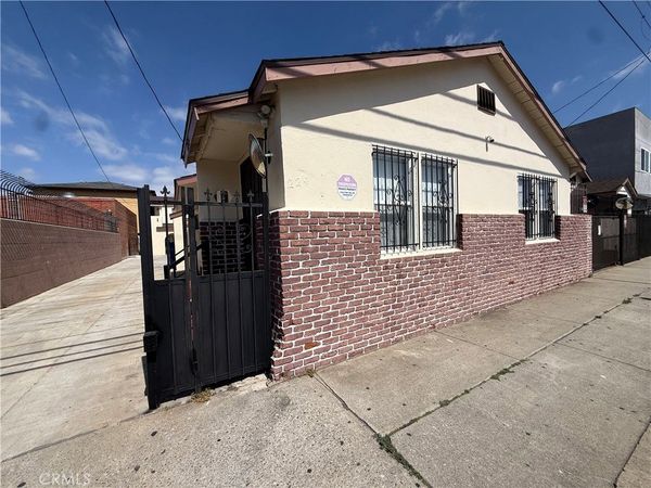 12924 Prairie Avenue, Unit A, Hawthorne, CA 90250