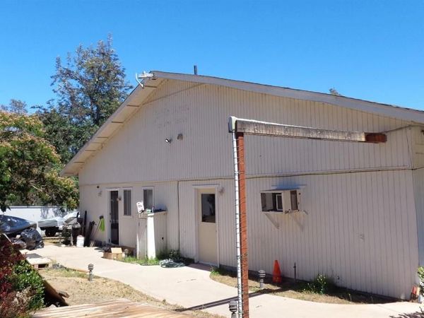 28560 Lilac Rd., Unit A, Valley Center, CA 92082