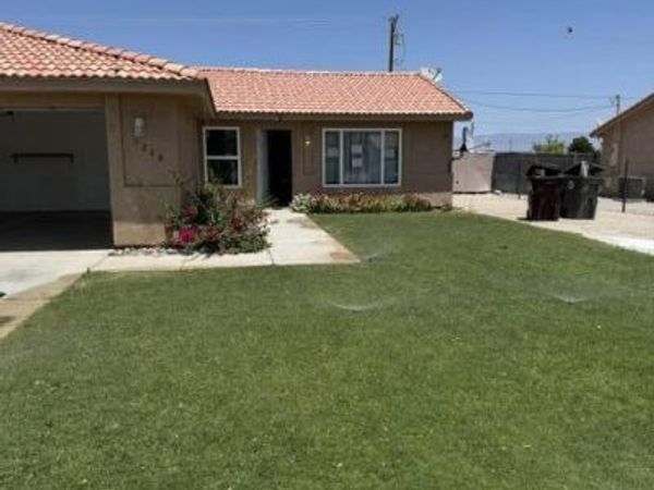 1226 Mullet Avenue, Thermal, CA 92274