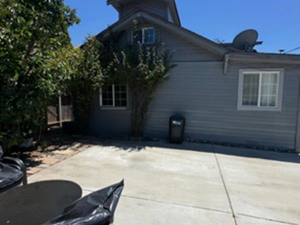 3742 McCleland, Oakland, CA 94619