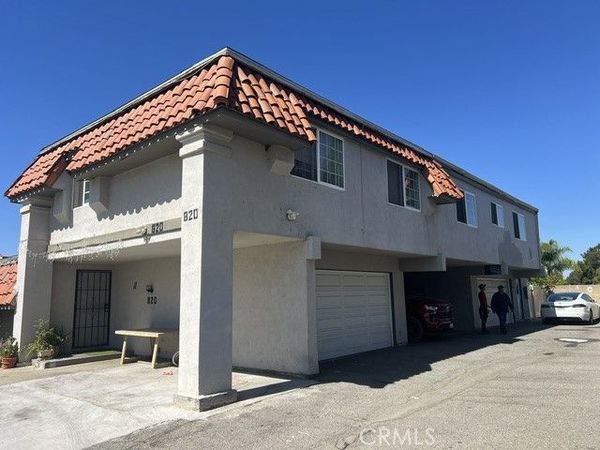 820 N Adele Street, Unit D, Orange, CA 92867