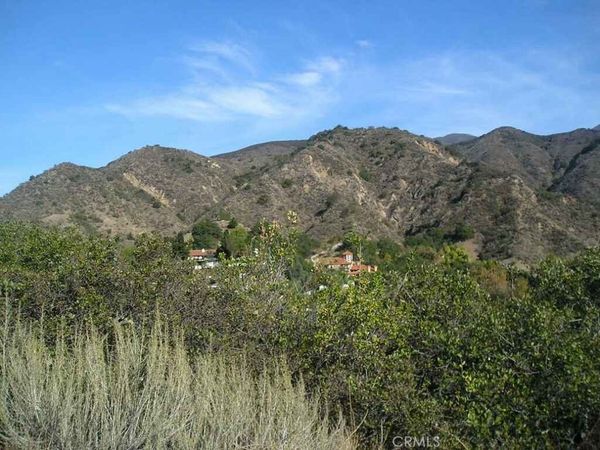 31 The Hafens Way, Trabuco Canyon, CA 92679