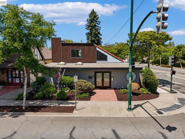 745 Buena Vista Avenue, Alameda, CA 94501