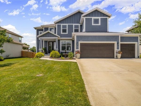 16972 S Hunter Street, Olathe, KS 66062