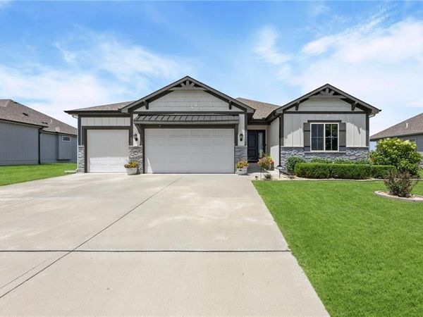 4805 SW 3rd Street, Blue Springs, MO 64014