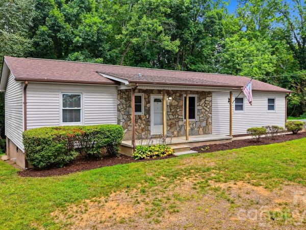 67 Woodlane Street , Granite Falls, NC 28630
