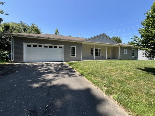 20 Gaspee Street, Chicopee, MA 01013