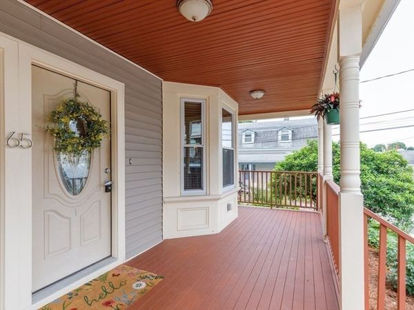 65 High St, Unit 1, Woburn, MA 01801