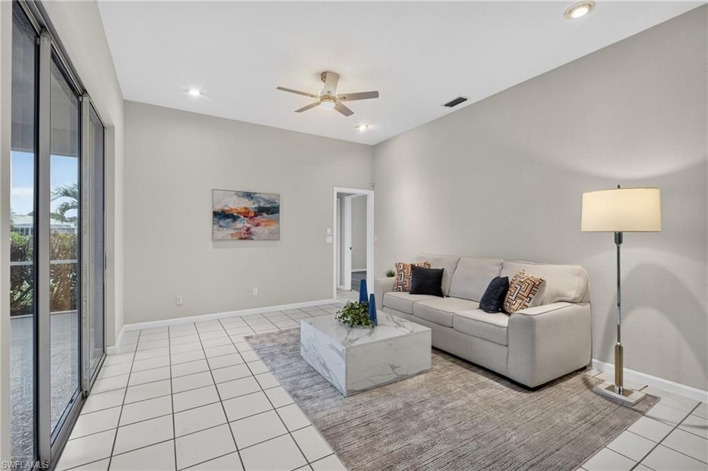 2628 White Cedar Ln , Naples, FL 34109 Photo
