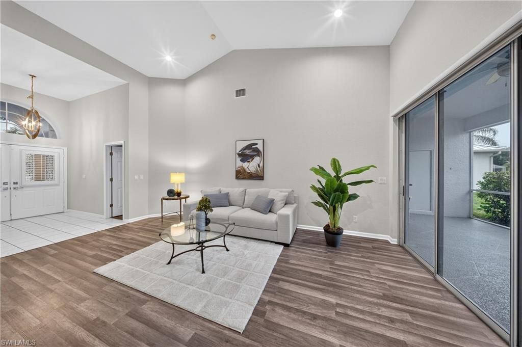 2628 White Cedar Ln , Naples, FL 34109 Photo