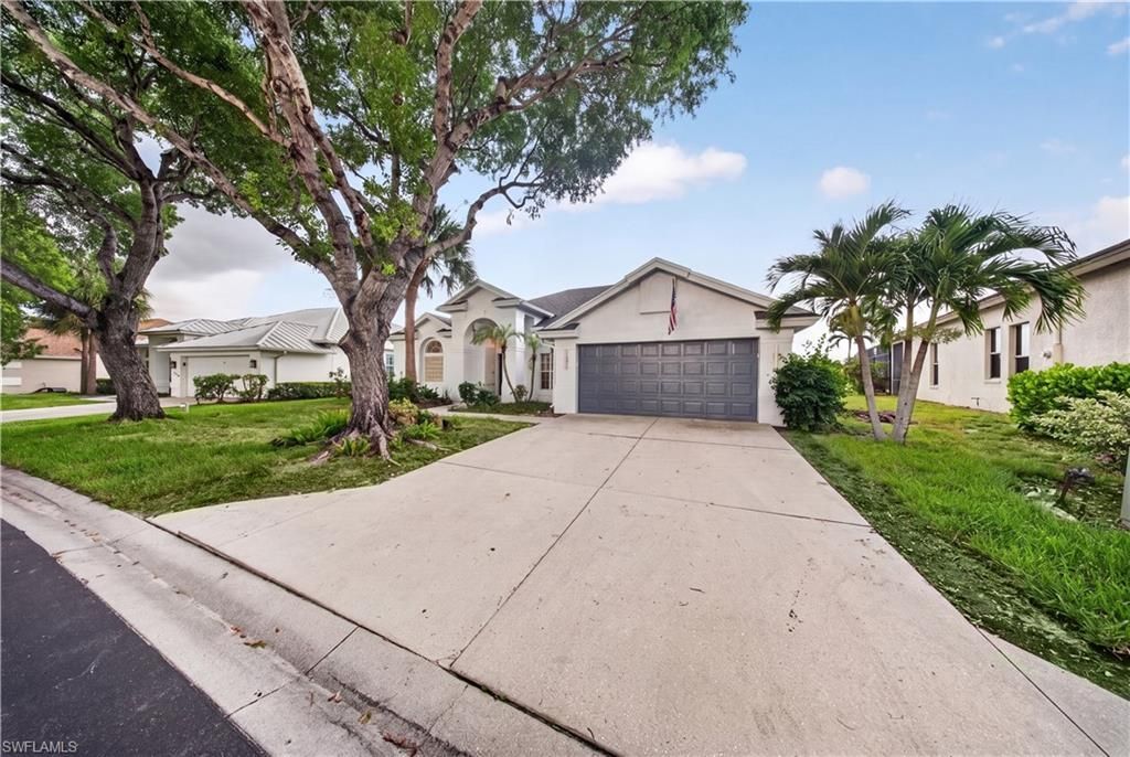 2628 White Cedar Ln , Naples, FL 34109 Photo