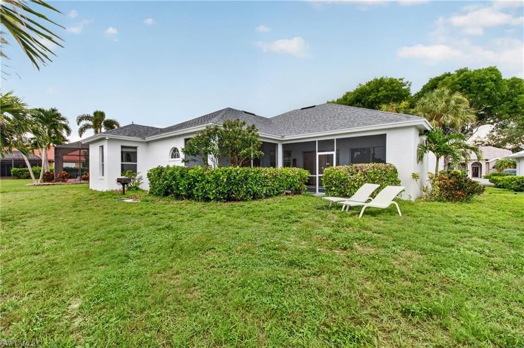 2628 White Cedar Ln , Naples, FL 34109 Photo