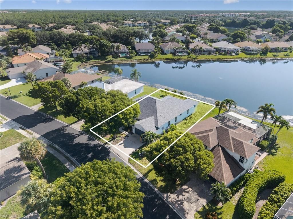 2628 White Cedar Ln , Naples, FL 34109 Photo
