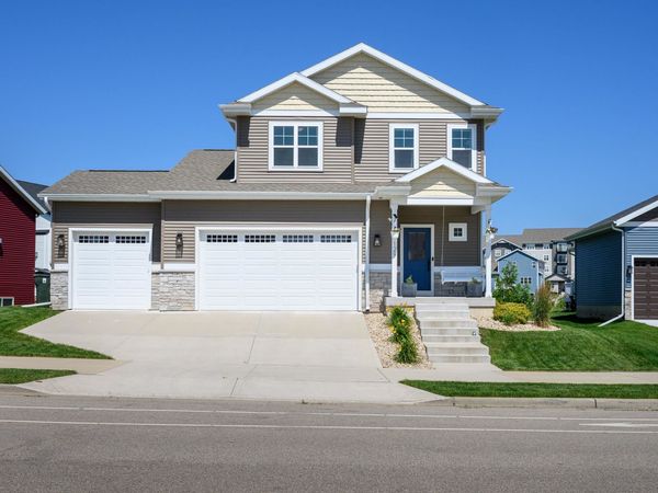 129 N Legacy Way, Sun Prairie, WI 53590