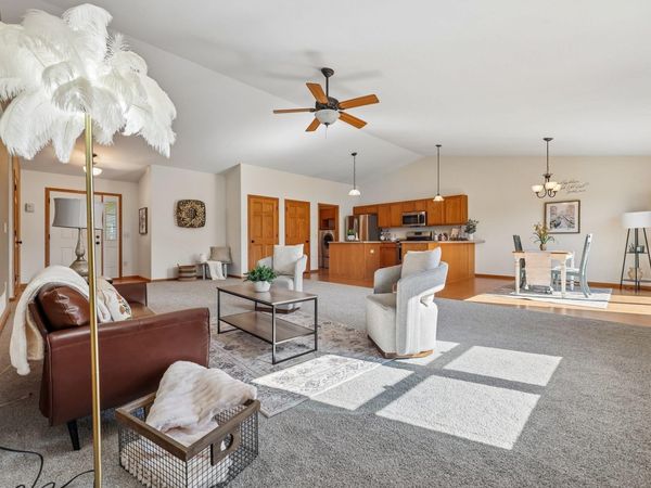 1109 Hickory Lane, Watertown, WI 53094