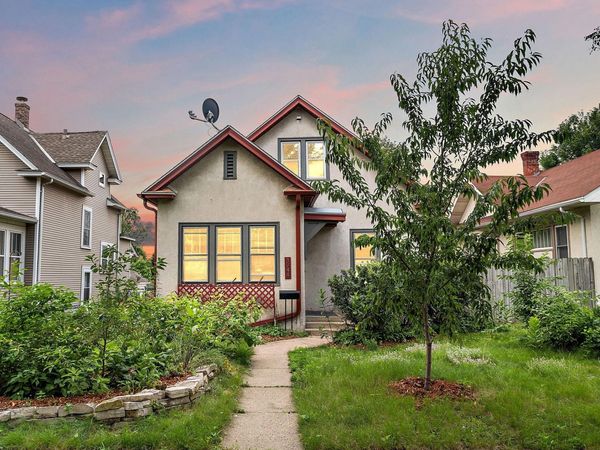 3944 17th Avenue S, Minneapolis, MN 55407