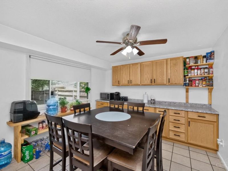 11789 Cedarcreek Drive, Forest Park, OH 45240 Photo 13